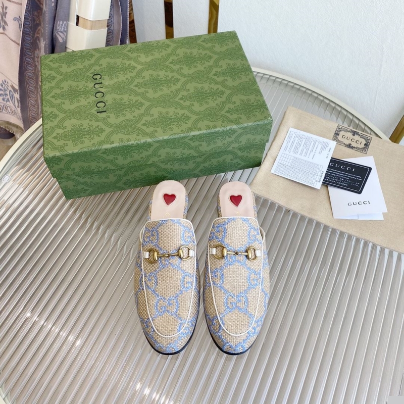 G*u*i slippers